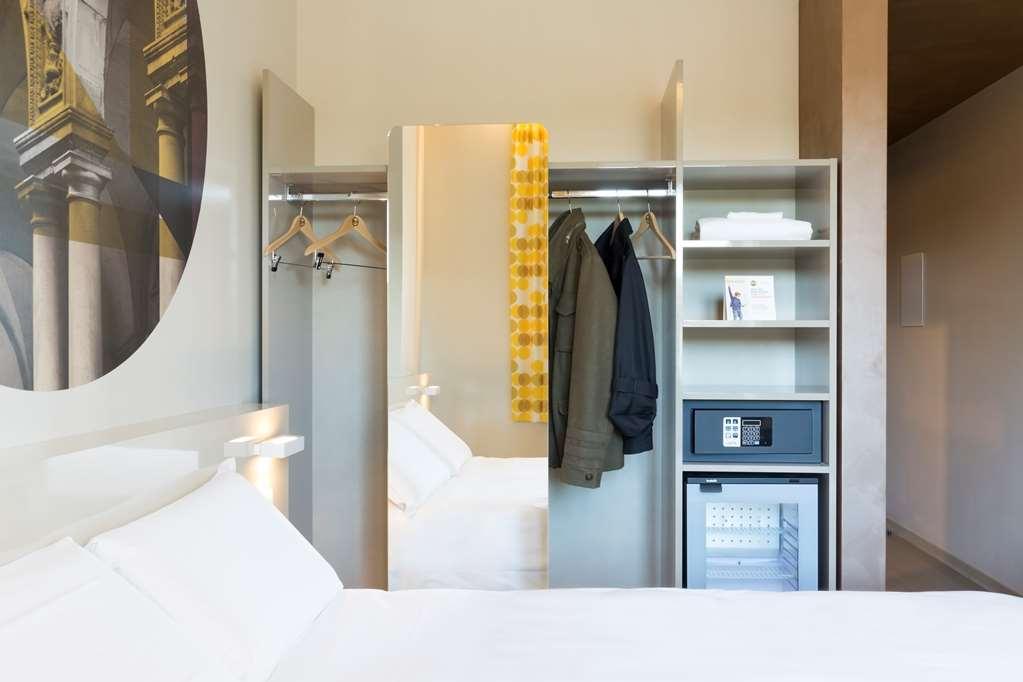B&B Hotel Milano Central Station Δωμάτιο φωτογραφία